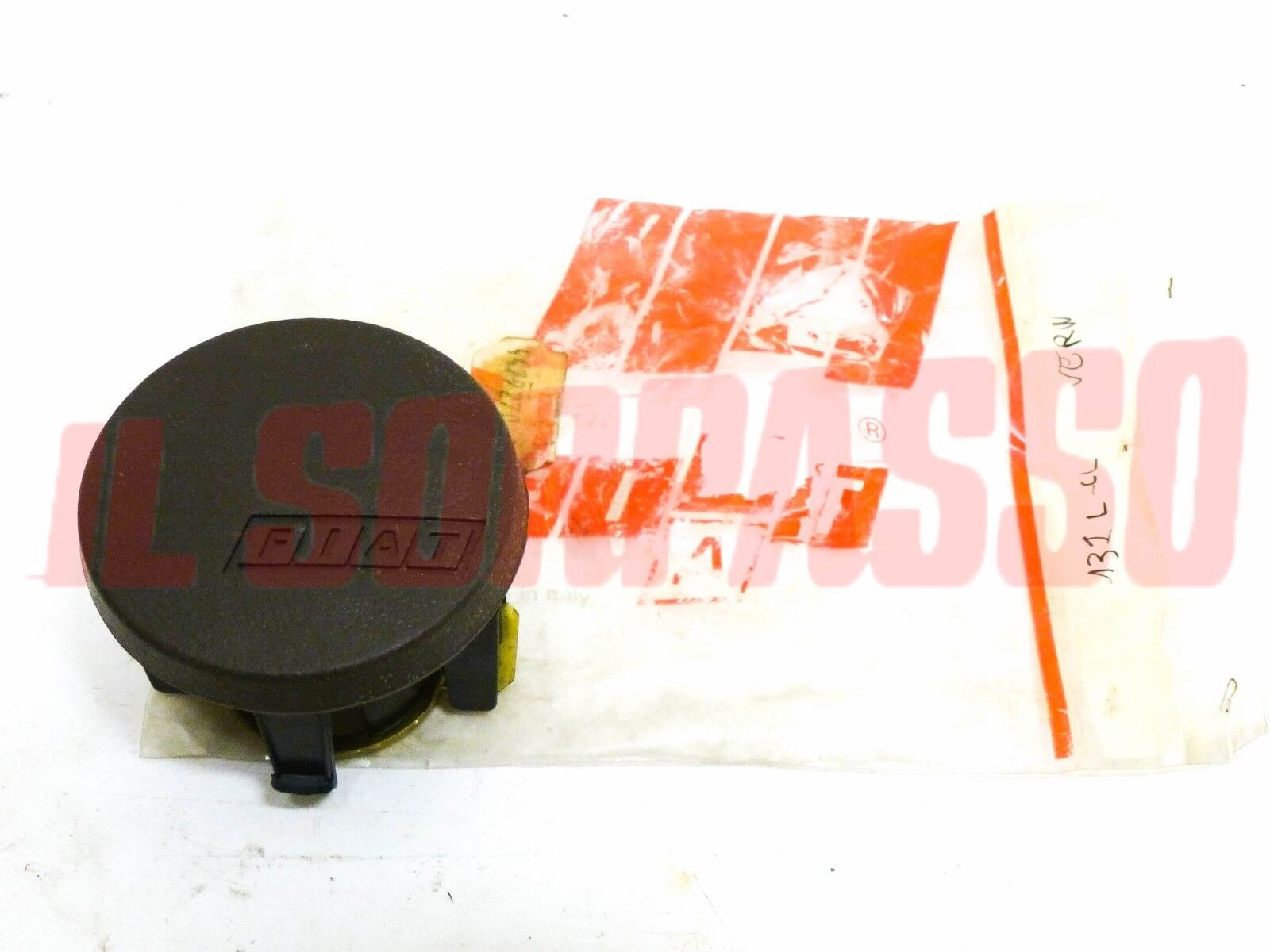 TAPPO COPERCHIO PULSANTE CLACSON  VOLANTE FIAT 131 L - CL ORIGINALE