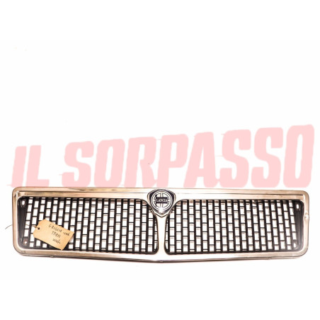 MASCHERINA GRIGLIA ANTERIORE CORNICE + STEMMA LANCIA BETA RESTYLING TREVI USATA