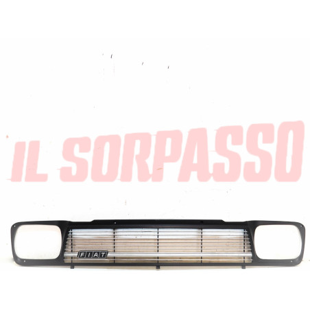MASCHERINA GRIGLIA CALANDRA ANTERIORE CON SCRITTA FIAT 127 C - CL ORIGINALE