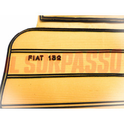 SOPRA TAPPETI BEIGE E NERI NO PONTE FIAT 132 UNIFICATO ORIGINALI FILGOMMA